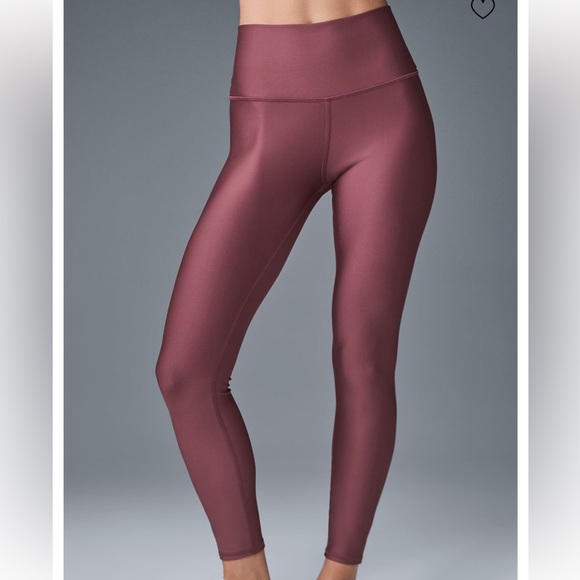 Alo leggings like new. Warm weather leggings. Color like picture with model - Picture 1 of 5